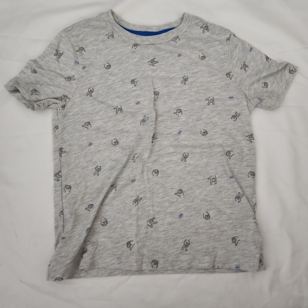 Old navy boys size 6-7 grey thumbs up peace shirt #U05